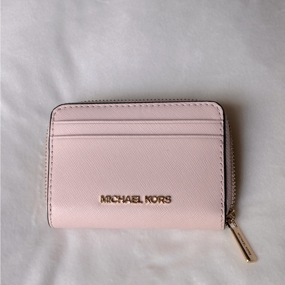 **SOLD ON DEPOP** - Michael Kors card holder